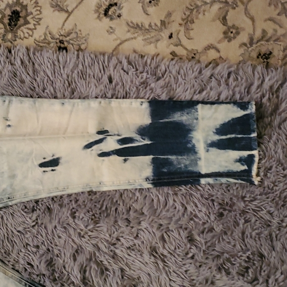 SZ 18/20 BNWOT RED JEANS NYC DISTRESSED TYE DYE - Picture 4 of 8